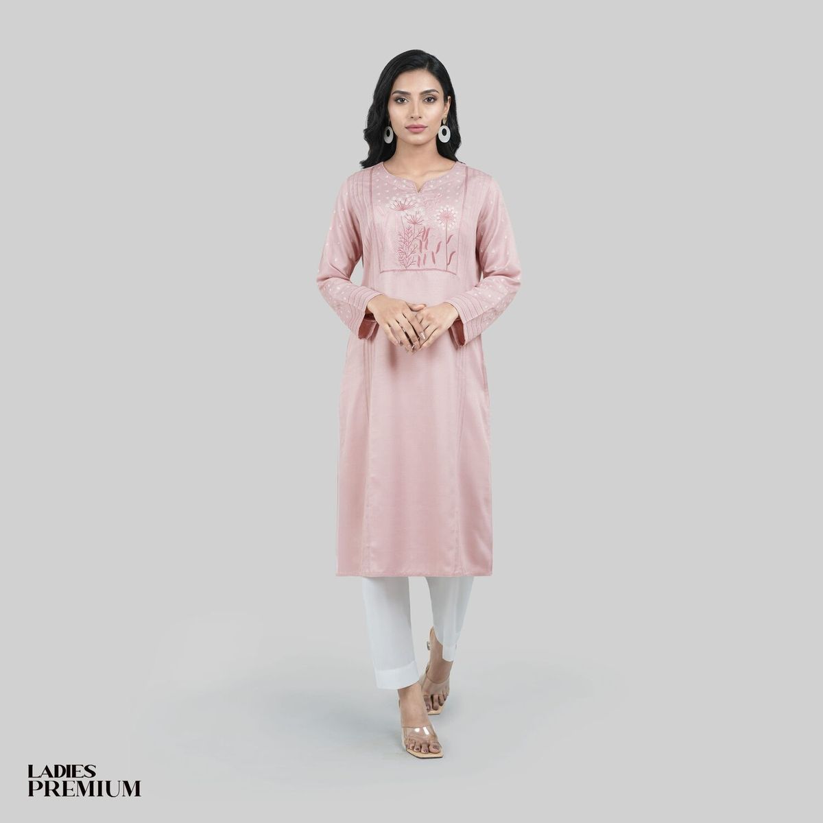 Fabrilife উইমেনস প্রিমিয়াম কুর্তি - অর্পণা